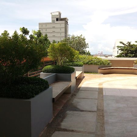 2405 Mabolo Garden Flats Appartamento Cebu Esterno foto